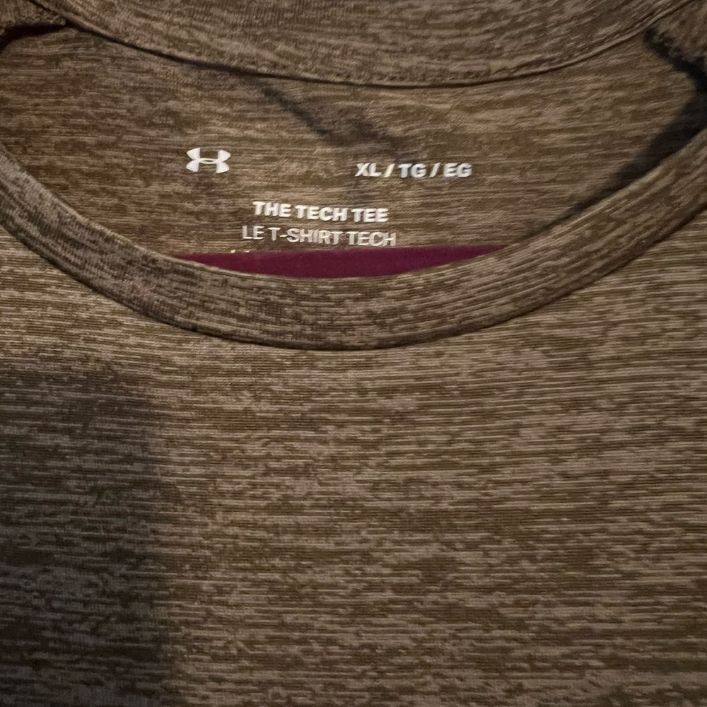 Men’s athletic shirt